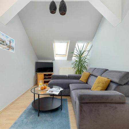 Sunshine Apartment Краков Экстерьер фото