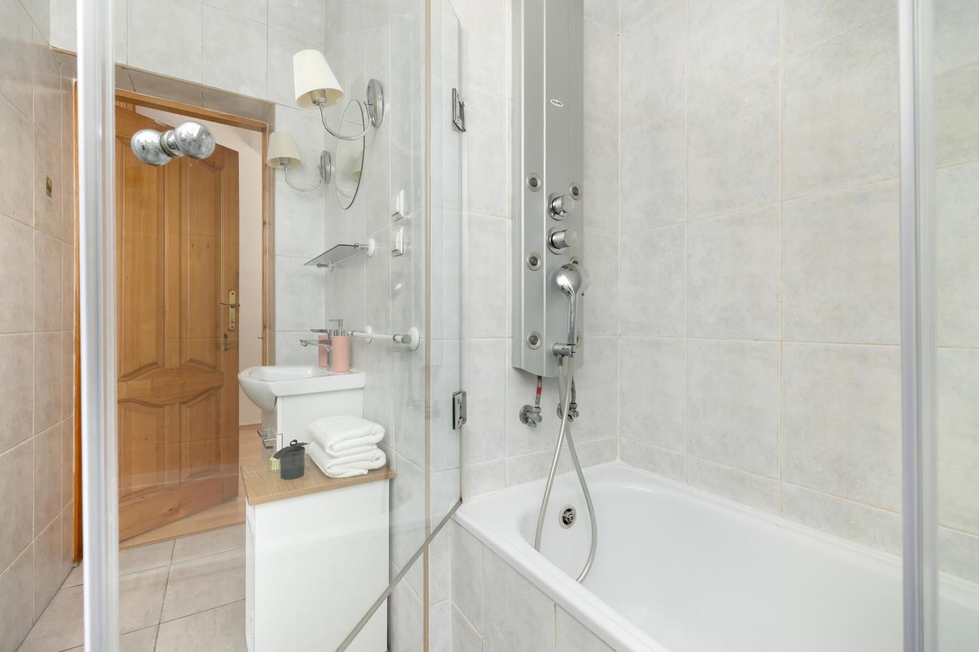 Sunshine Apartment Краков Экстерьер фото